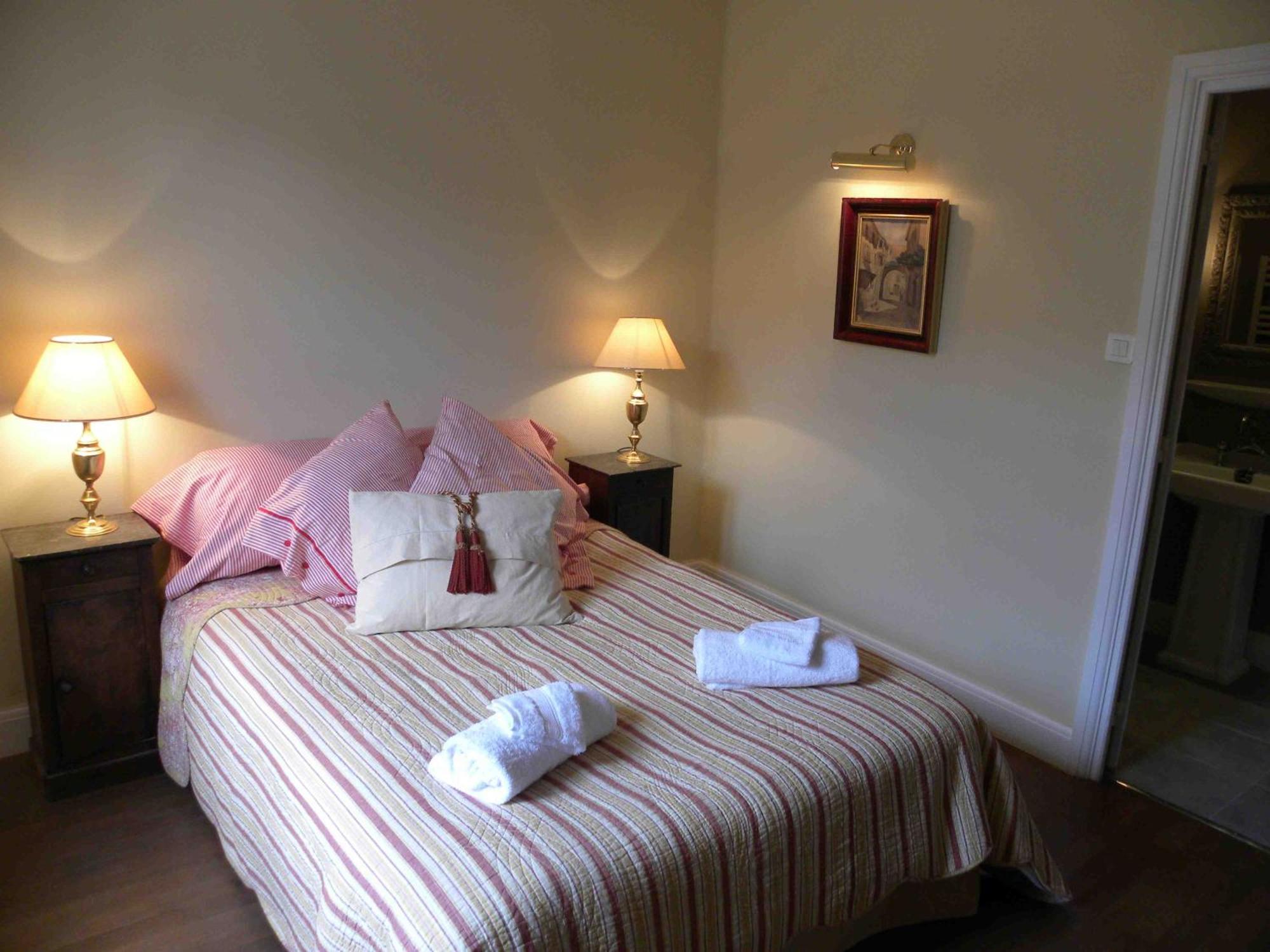 Le Logis Alexandra Bnb La Trimouille Zewnętrze zdjęcie