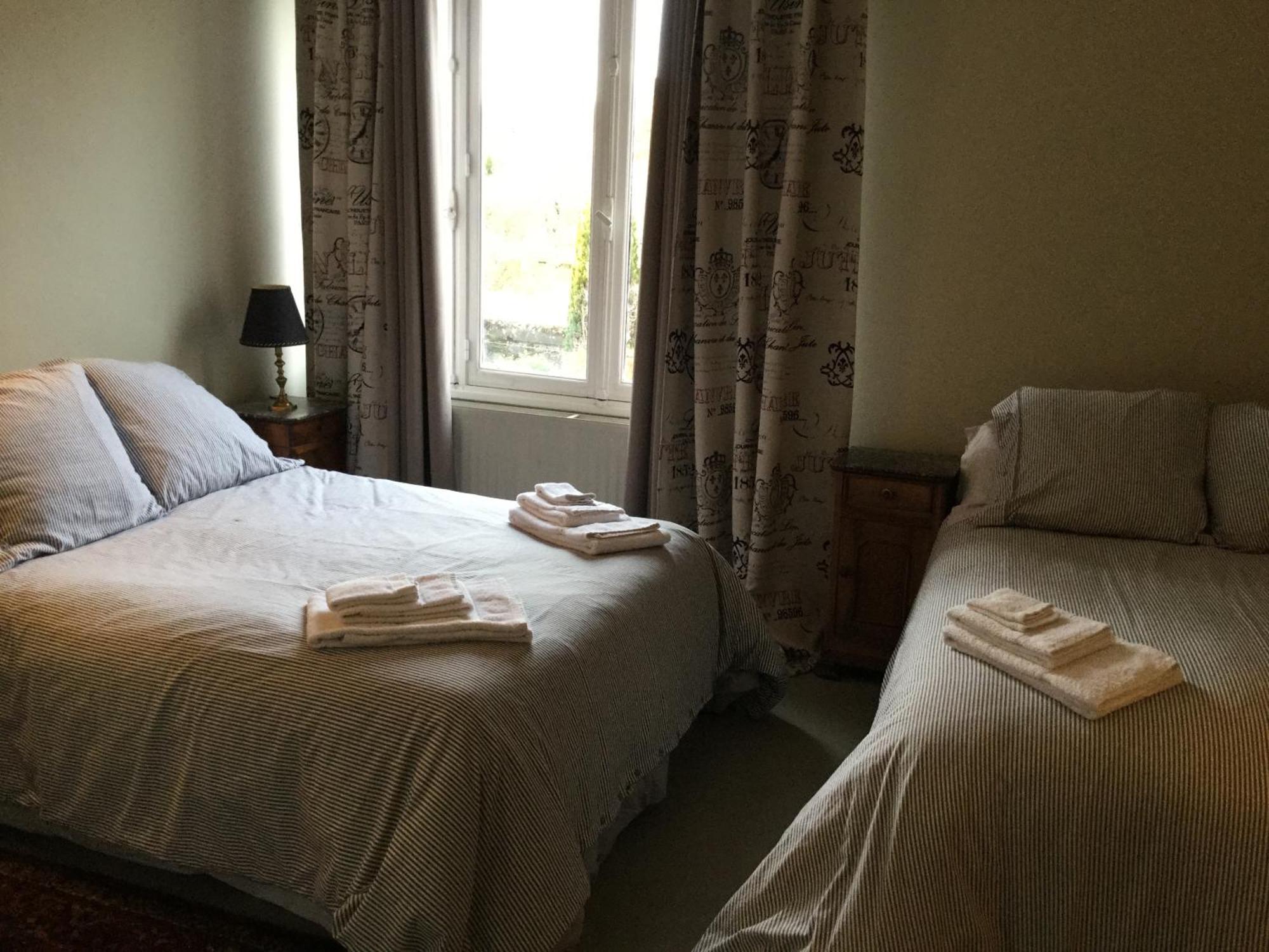 Le Logis Alexandra Bnb La Trimouille Zewnętrze zdjęcie